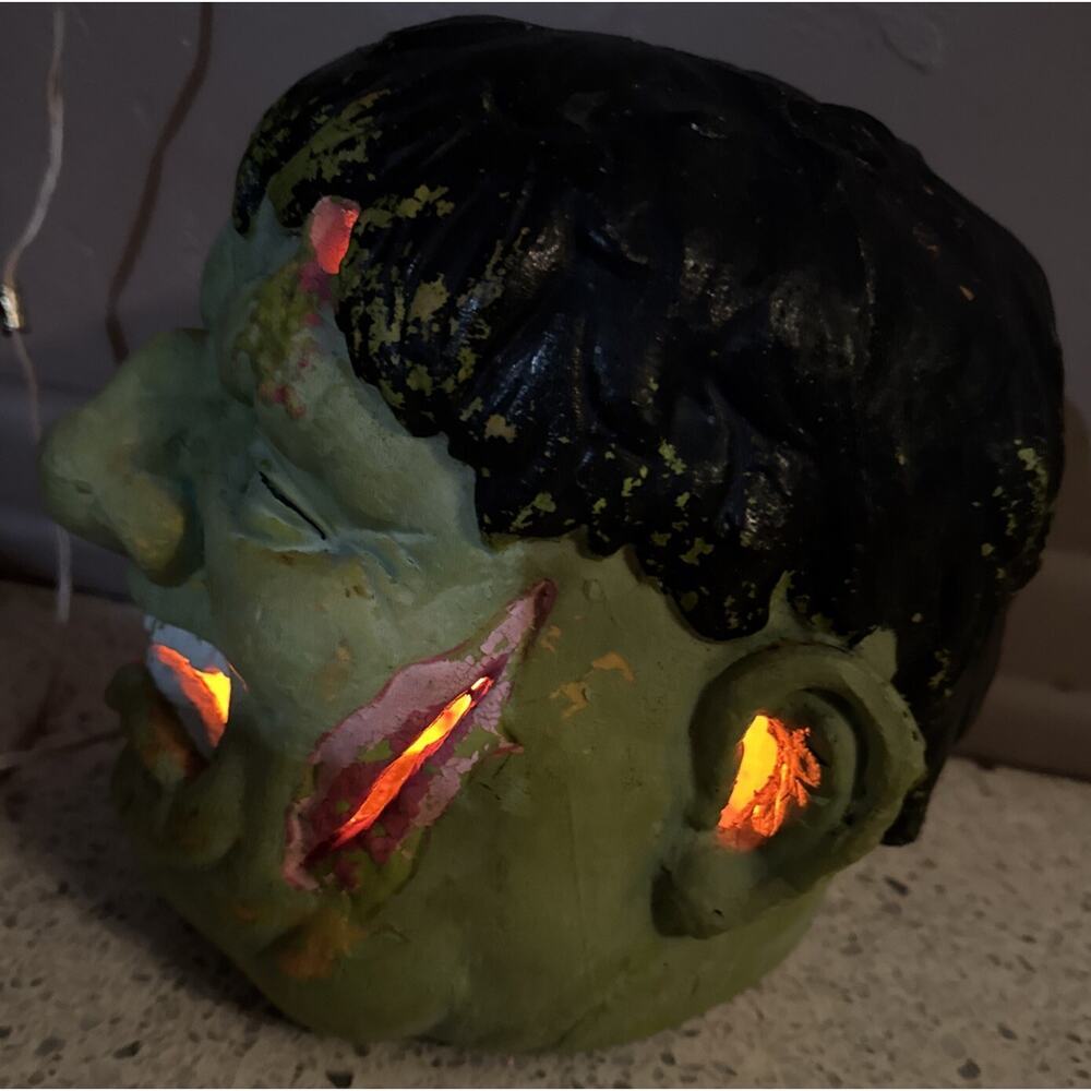 VTG Frankenstein Light Up Head Halloween Blow Mold 10’ Matrix Industries 1996 - Picture 3 of 9